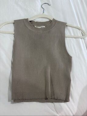 Sleeveless Ribbed Tank Top in Taupe